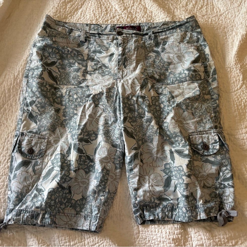 Vintage Y2K, Gloria Vanderbilt, Floral, Cargo Shorts